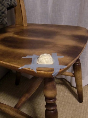 椅子からメロンパン.jpg